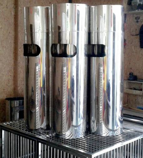 ถังขยะและที่เขี่ยบุรี่